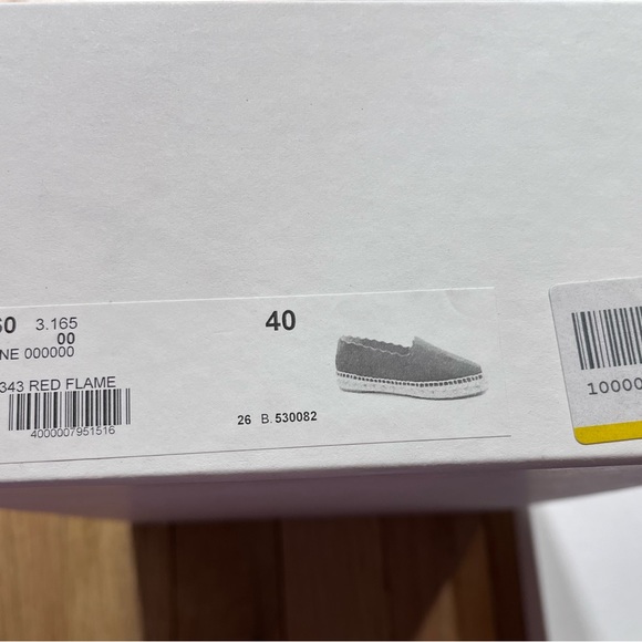 Chloé Red Suede Scallop Espadrilles - Picture 9 of 10